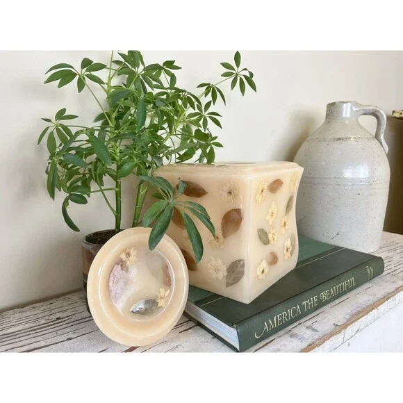 Vintage Cream Acrylic Dried Flowers Tissue Box & Soap Dish Bathroom Set / Retro - Picture 2 of 9